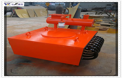 RCDE油冷式電磁除鐵器需要加什么油及使用注意事項(xiàng) RCDE油冷式電磁除鐵器需要加什么油及使用注意事項(xiàng)