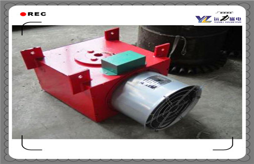 電磁除鐵器,風(fēng)冷電磁除鐵器,風(fēng)冷電磁除鐵器價格,湖南電磁風(fēng)冷式懸掛除鐵器價格 電磁除鐵器,風(fēng)冷電磁除鐵器,風(fēng)冷電磁除鐵器價格,湖南電磁風(fēng)冷式懸掛除鐵器價格