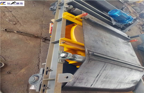 輸送帶自動除鐵器，輸送帶自卸式除鐵器自動_國家標(biāo)準(zhǔn)_輸送帶自卸式除鐵器自動配件_型號及工作視頻