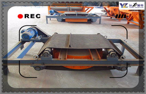 電磁自卸式除鐵器，福建電磁自卸式除鐵器設(shè)備_福建電磁自卸式除鐵器設(shè)備廠(chǎng)家配件_型號(hào)及工作視頻 