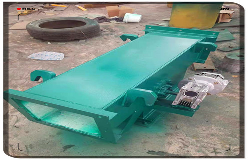 自卸管道除鐵器，山東自卸管道式除鐵器_山東自卸管道式除鐵器廠家應(yīng)用安裝示意圖型12000高斯_可定制工作原理