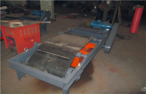 自卸式管道永磁除鐵器，廣西自卸式管道永磁除鐵器_廣西自卸式管道永磁除鐵器設(shè)計(jì)供應(yīng)生產(chǎn)多少錢_使用說明書原理型號