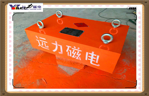 懸掛式永磁除鐵器，四川懸掛式永磁除鐵器生產(chǎn)_內(nèi)部磁塊安裝方法_四川懸掛式永磁除鐵器生產(chǎn)型號(hào)價(jià)格  