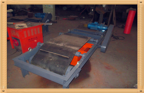 永磁管道除鐵器，湖南永磁管道除鐵器_內(nèi)部磁塊安裝方法_湖南永磁管道除鐵器型號說明書型號視頻定制供應(yīng)型號價格   