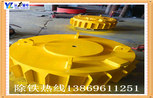 輸送帶式電磁除鐵器，山西輸送帶式電磁鐵除鐵器_規(guī)格型號(hào)_山西輸送帶式電磁鐵除鐵器安裝效果適用范圍的工作原理 