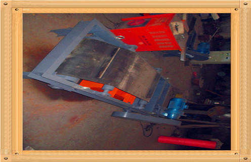 自卸式永磁除鐵器，內(nèi)蒙古自卸式永磁除鐵器價格_專用永磁自卸式除鐵器價格_內(nèi)蒙古自卸式永磁除鐵器價格工作原理生產(chǎn)廠家